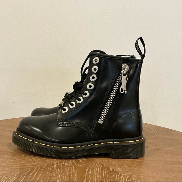 Dr Martens 1460 Lace-Up Boot - Picture 6 of 8